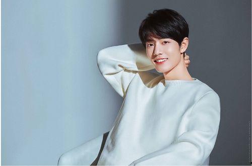 狗仔爆料杨紫肖战假后肖战发视频,杨紫肖战假戏真做？肖战视频回应引发热议  第2张